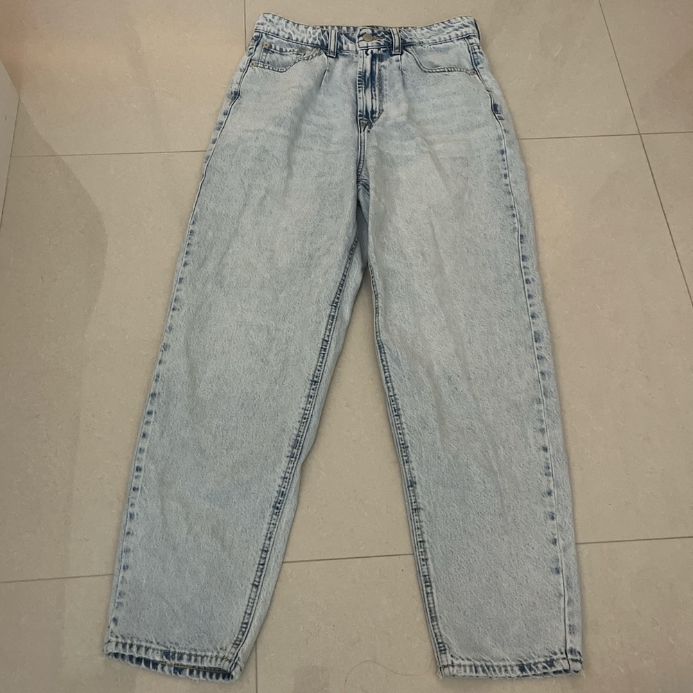 Oat New York Women's Light Blue Straight Leg Jeans